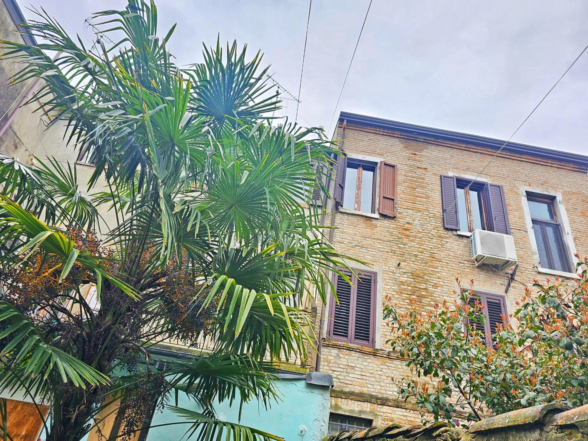 Ama Ferrara Apartment Luaran gambar